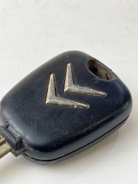 фото thumb №5, Ключ pilot citroen berlingo i c2 c3 c4 c5 c6 c8 2 кнопки