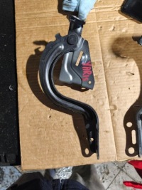 фото thumb №1, Toyota yaris cross петля капот перед лівий правий колір 1g3