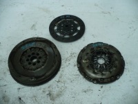 фото thumb №1, Зчеплення диск притиск двомасовий маховик qashqai 2.0dci m9r