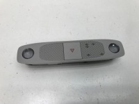 фото thumb №1, Tesla model y 2023 лампа стельовий кнопка аварійних 1500237-00-h