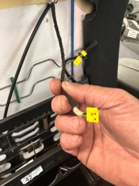 фото thumb №6, Mercedes c klasa w204 підголівник перед матеріал czarna + датчик