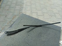 фото thumb №1, Porsche taycan рычаг дворники правое