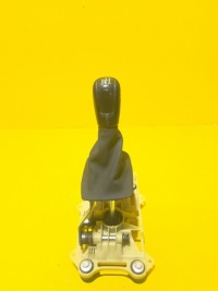 фото thumb №1, Volvo s40 домкрат переключения передач