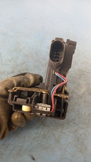 фото thumb №4, Замок праві зад audi a6 c5 99r