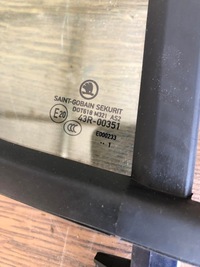 фото thumb №3, Skoda scala 2021r. скло двері права зад трикутник