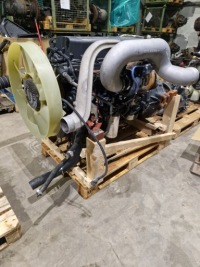 Купить Двигатель двигатель двигатель iveco eurotrakker trakker cursor 8 310 km f2be0681b, фото thumb