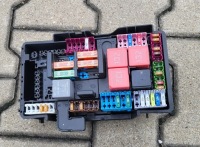 фото thumb №1, Mercedes glc w253 коробка запобіжників a2059068501