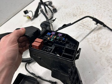 фото thumb №13, Rav4 v гибрид 4x2 жгут установка камеры двигателя полный led