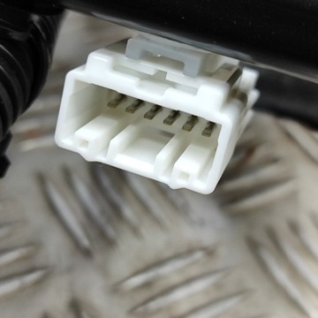 фото thumb №7, Tesla модель y 2023 сидіння задній