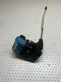 фото thumb №1, Volvo s60 i v70 ii замок дверь перед левый передний 8 pin 8650544