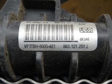 фото thumb №10, Audi q3 8u 2.0 tdi радіаторів води рідини 8k0121251l