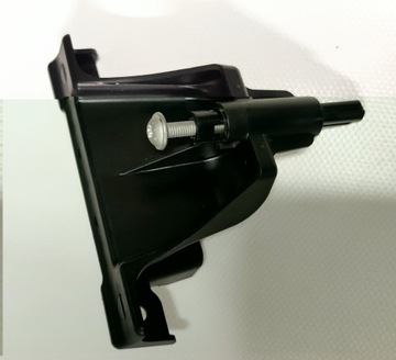 фото thumb №1, Кронштейн решётка решётка skoda scala 8119065 оригинал