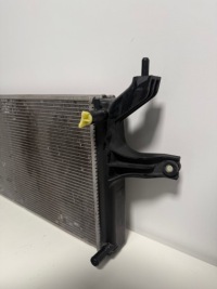 Радіатор інтеркулер toyota hilux viii рестайлінг  tg422136-7200 Недорого, фото thumb