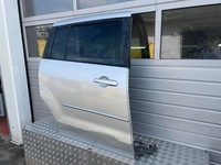 фото thumb №3, Mazda 5 двері праве зсувні