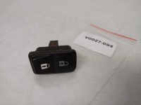 Купить Кнопка блокировка дверь левый перед volvo v50, фото thumb