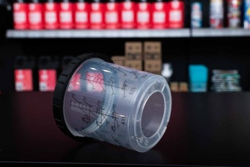 Kubek Lakierniczy PPS Zewnętrzny Twardy Z Podziałką 600ml HML