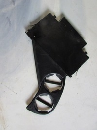 фото thumb №1, Кронштейн na чашки vw passat b5