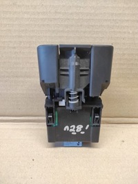 фото thumb №3, Кнопка важіль ручка гальма ручного renault espace iv 8200550545