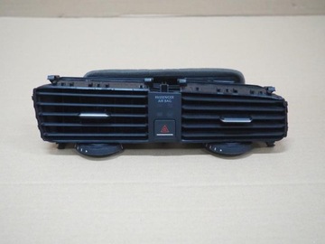 фото thumb №1, Решётка воздуховод средняя кнопка vw golf vii