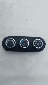 фото thumb №1, Jeep renegade панель кондиционера '07356461040