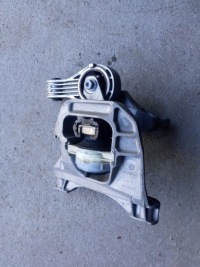 фото thumb №1, Кронштейн двигуна права peugeot 3008 ii 5008 2.0 bhdi