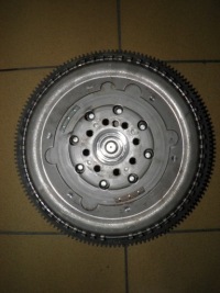 Купити Колесо двомасовий db mercedes sprinter 415024310, фото thumb