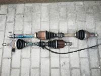 фото thumb №1, Nissan juke f15 1.5 dci 10-14 приводной вал правая механическая коробка передач