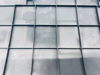 Corolla cross гібрид накладка корпус сидіння акумулятора середня 76971-47020 Ціна, фото thumb