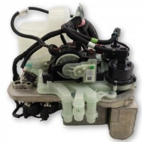 фото thumb №1, Tesla model 3 2017- насос тепла supermainfold 1547595-01-f