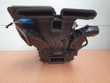 фото thumb №6, Обігрівач повітродувка кондиціонера двигунчик renault zoe i 272702761r