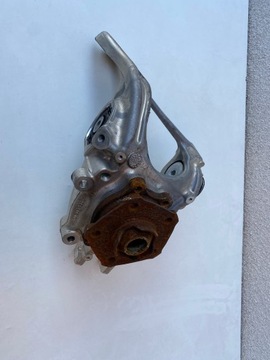 фото thumb №1, Ступиця зад права audi q5 8r0505436c