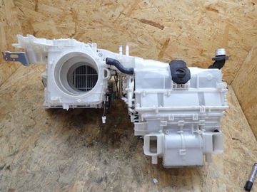 фото thumb №12, Отопитель lexus is iii 200t 300 po рестайлинг 18 европа 87010-53231 87050-53191