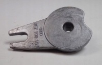 Купить Пластина крепёжная натяжителя ролики 057109185a audi q7, фото thumb