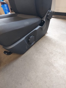 фото thumb №7, Vw t6.1 сиденье правый перед пассажира комплектный