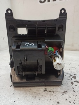 фото thumb №5, Volkswagen golf v попільничка 1k0863475c