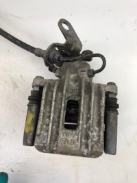 фото thumb №4, Vw golf touran суппорт тормозной правый задняя trw