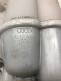 фото thumb №5, Бачок розширювальний a4 b9 8w2121405 8w2121403c