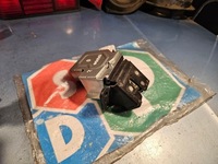 фото thumb №1, Задний замок крышки багажника mazda 2 ii