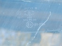 Стекло дверь правый  передок  mazda 323 f ba 94-98 Оригинал, фото thumb