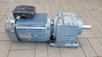 Мотор-редуктор SEW 5,5 кВт 150 оборотов