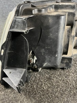 фото thumb №10, Лампа права передня lincoln navigator ii пошкоджена