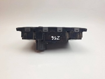 фото thumb №9, Volvo s80 2004 панель кондиціонера