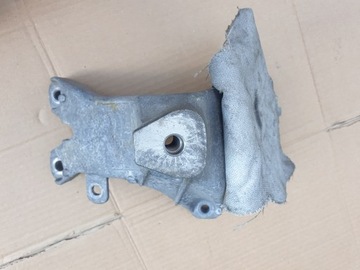 фото thumb №13, Лапи кронштейн двигуна кріплення захист термічна audi a4 b8 8k a5 8t оригінальний номер