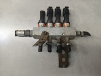 фото thumb №1, Молдинг впрыскная газа toyota camry v 2.4 67r010185