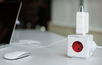 Разветвитель PowerCube Original 4 розетки 2xUSB, DesignNest (allocacoc)