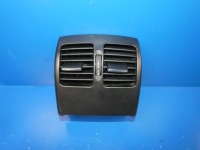 фото thumb №1, Mercedes c klasa w204 решётка решётки обдув задняя