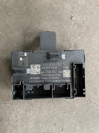 фото thumb №1, Porsche cayenne 7p5 модуль дверь 4h0959792s