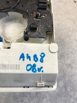 фото thumb №6, Лампа стеля перед audi a4 b8 8t0947135a