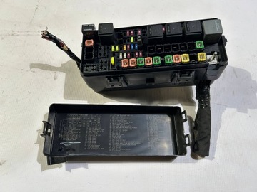 фото thumb №6, Коробка запобіжників bazpieczniki комплект dodge charger challenger 2015-