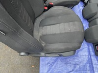 фото thumb №6, Peugeot 308 t9 хетчбек сидіння задня диван ремені застібки
